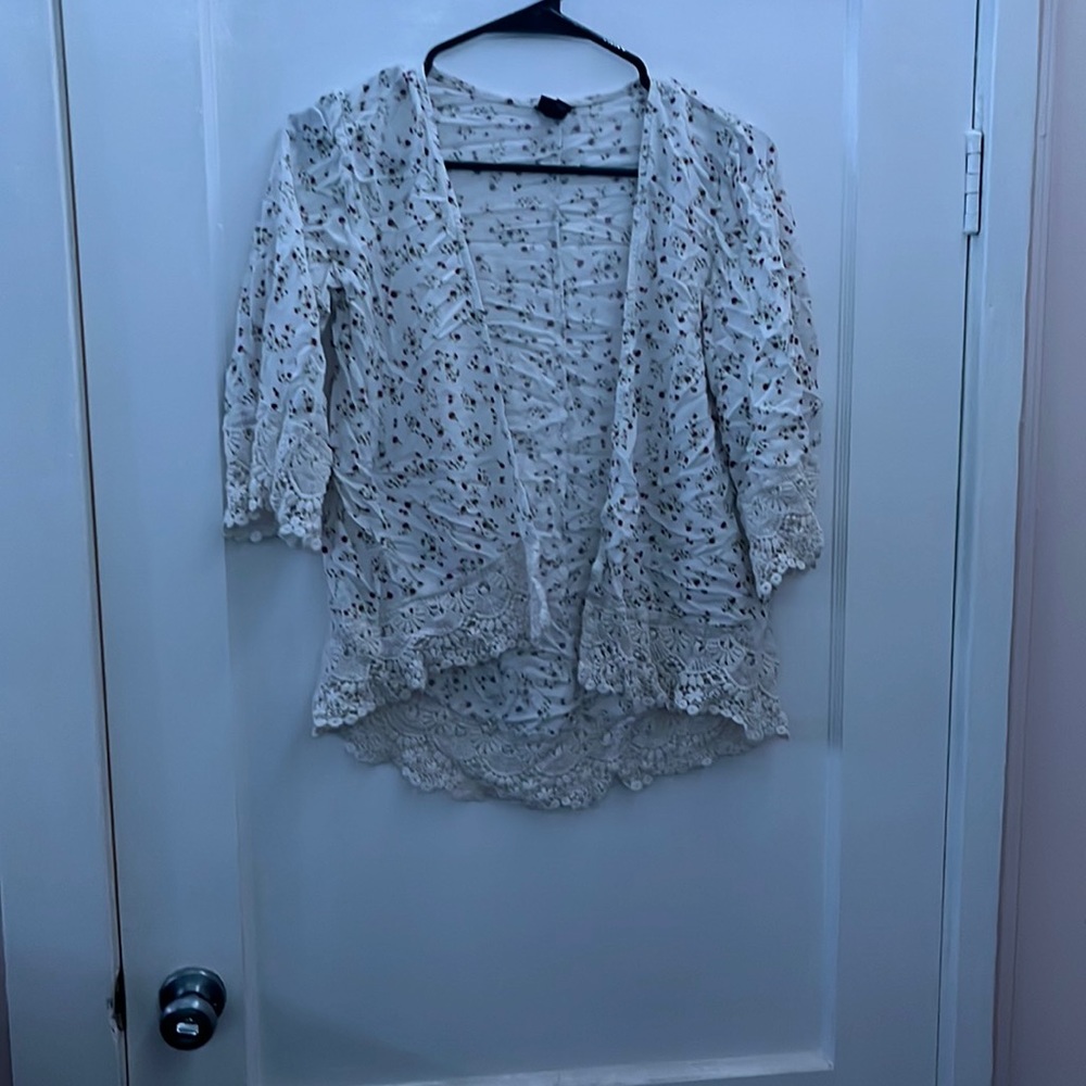 White cardigan with flowers